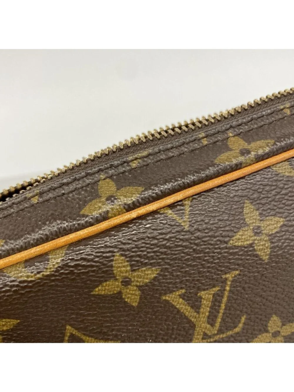 Louis Vuitton Clutch Monogram Marly Dragonne GM Brown